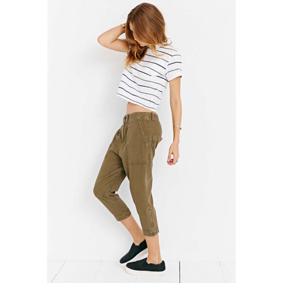 Cotton Cropped Olive Khaki Pants - Picture 2 of 10